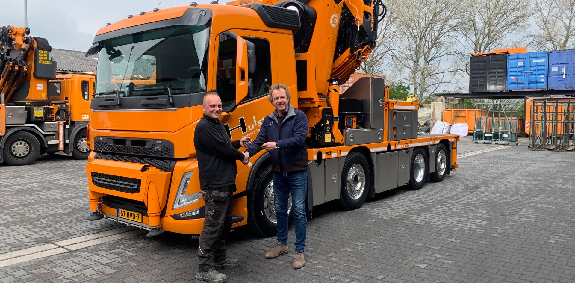 somethingsomethingrQJeUv Aflevering Hulster Transport