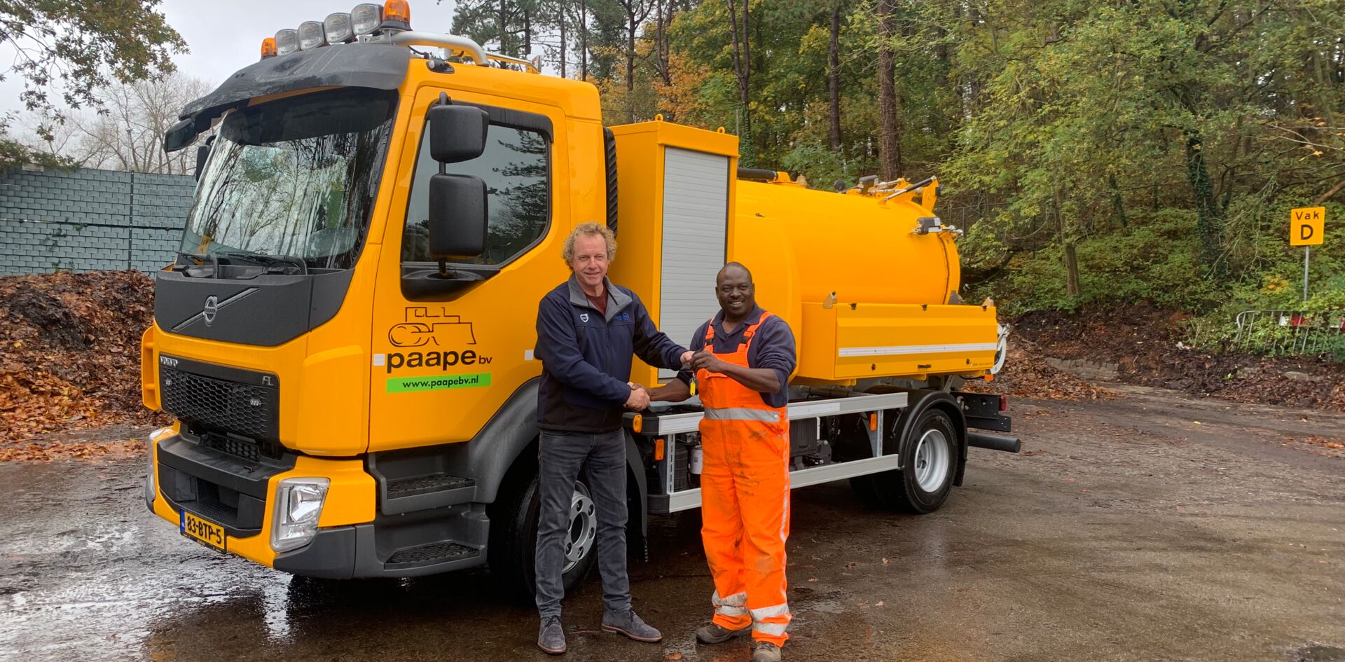 somethingsomethingjkJUYk Aflevering Paape B.V.