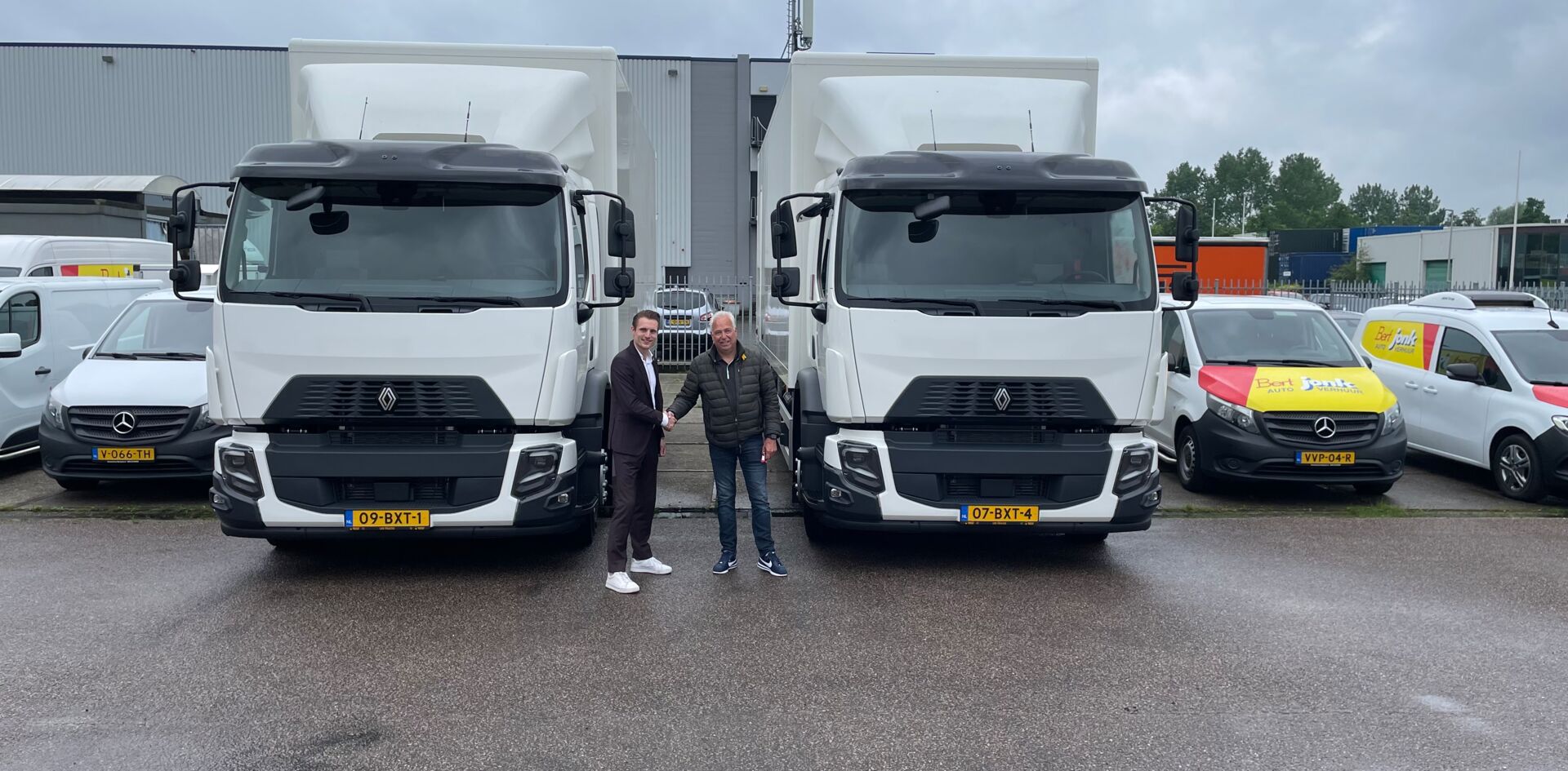 somethingheicLKBrwm.jpg Aflevering Bert jonk autoverhuur