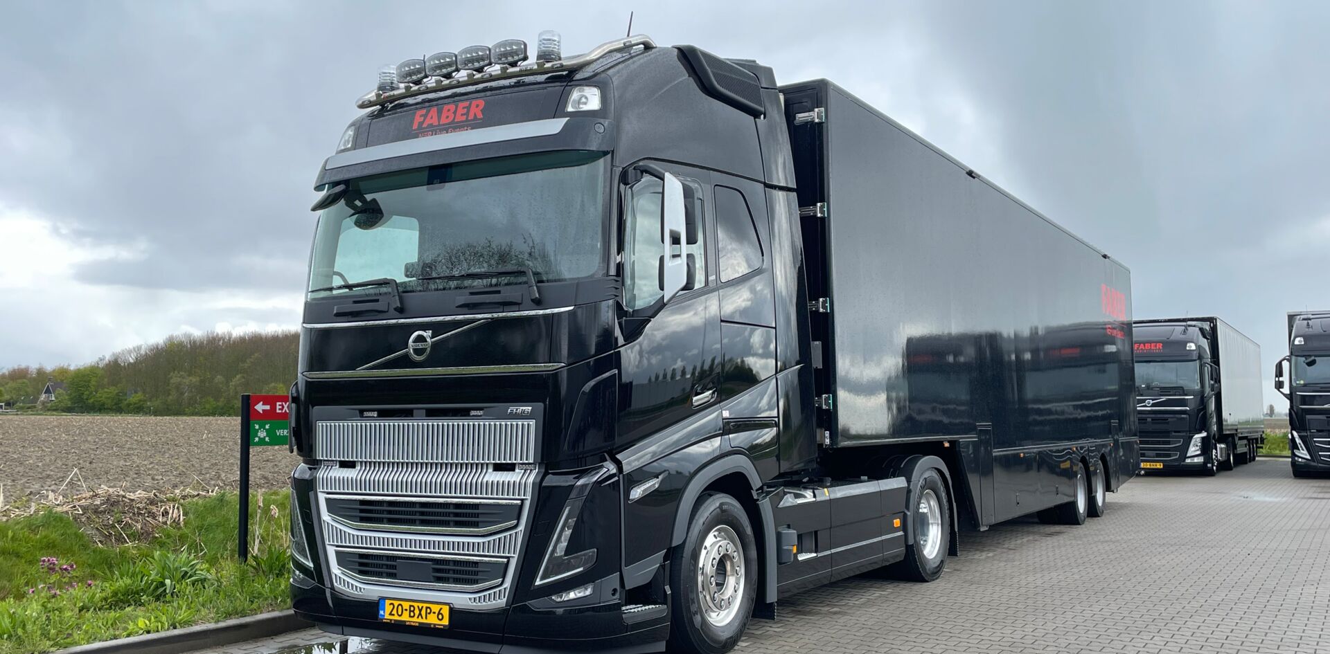 somethingsomethingCzfQaU Aflevering Faber AV Sint Annaparochie