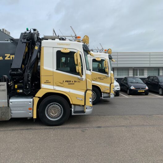 somethingheic251WBU.jpg Aflevering J. Prijs & Zn.