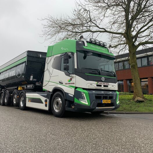 Aflevering van der Wiel transport B.V.