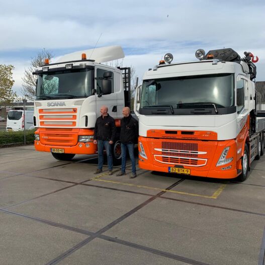 Scholtens_VolvoTrucks_LVS-22 (4) Scholtens_VolvoTrucks_LVS-22 (4)