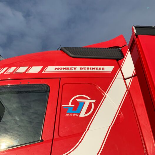 Aflevering de Jong transport Workum