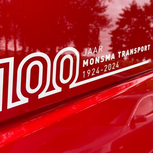 Aflevering Monsma transport Vrouwenparochie 