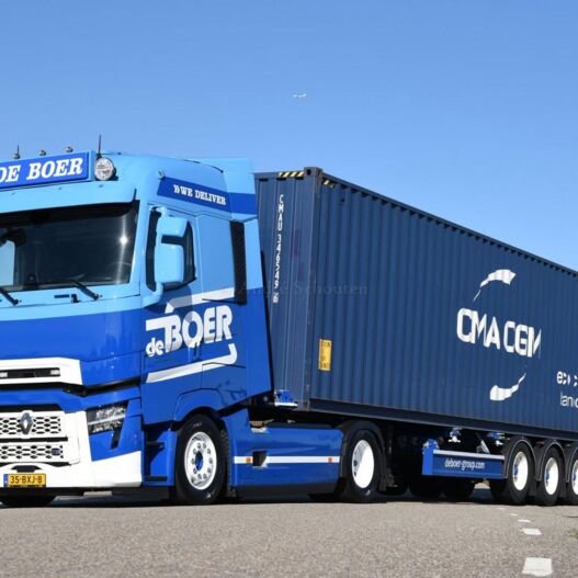 Aflevering De Boer Transport 