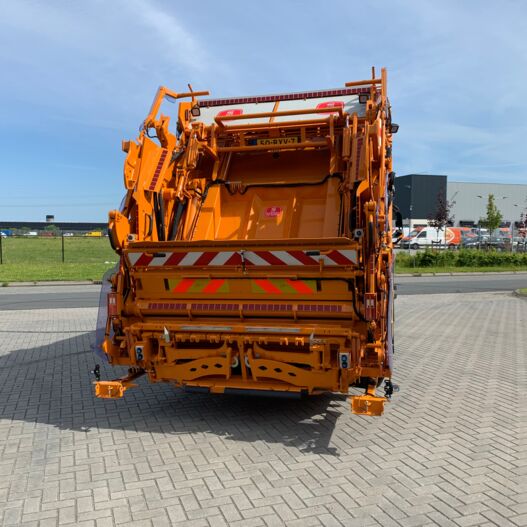 somethingsomethingVQTpzo Aflevering N.N.R.D (Noord Nederlandse Reinigingsdienst)