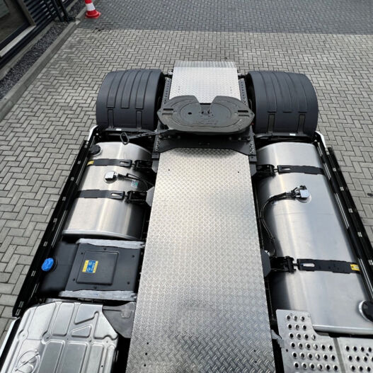 Renault Trucks T High 11