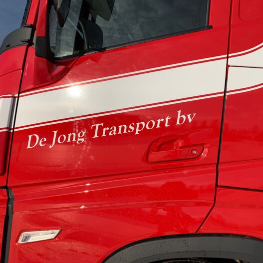 Aflevering de Jong transport Workum