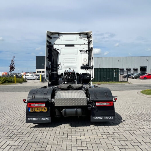 Renault Trucks T High 6 Renault Trucks T High 6