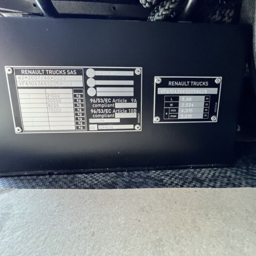 Renault Trucks T High 32