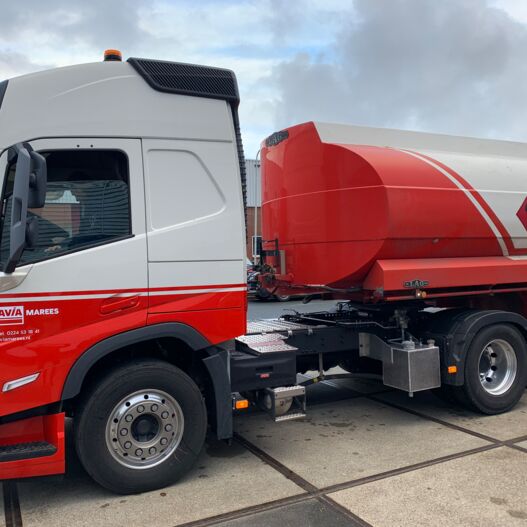 somethingsomething9jpEAq Aflevering Avia Marees