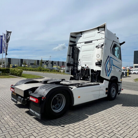 Renault Trucks T High 5 Renault Trucks T High 5