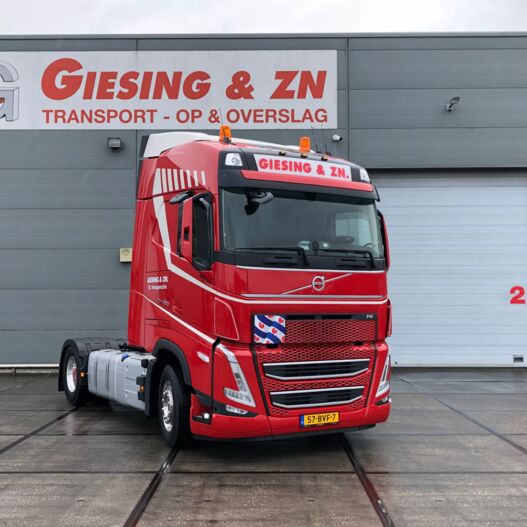 Aflevering Giesing & Zn transport Sint Annaparochie