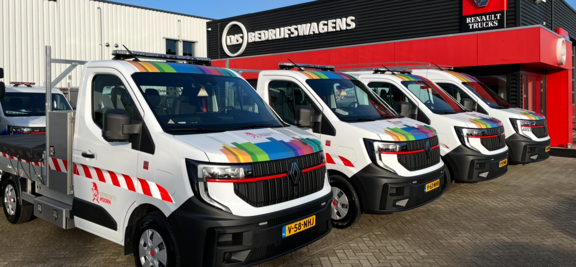 Eerste_levering_gemeente_Hoorn_1 Gemeente Hoorn neemt eerste 4 elektrische Renault Masters in gebruik