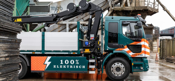 Vrijbloed_FEElectric_2 Vooroploper Vrijbloed Transport 10e elektrische Volvo truck