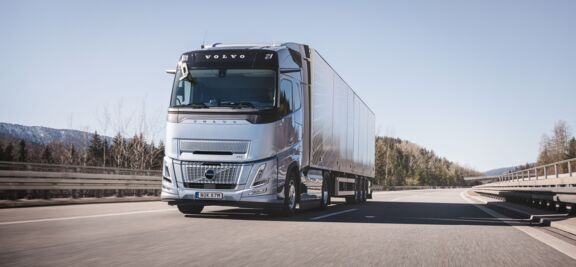 Volvo FH Aero I-Save (1) Volvo FH Aero is de meest brandstofefficiënte truck en wint Green Truck-award 2025