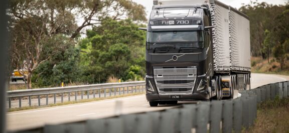 Volvo FH16 Volvo Trucks scoort ook met Volvo FH maximale score van vijf sterren in Euro NCAP-veiligheidstest