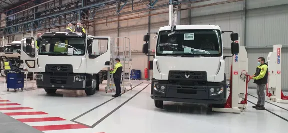 Renault-Trucks-Blainville-Adaptation-Centre_01 Renault Trucks opent aanpassingscentrum in Blainville-Sur-Orne fabriek