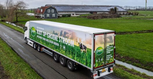 simon-loos-volvo-fh-electric-friesland-campina-1