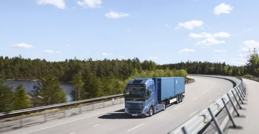 volvo-truck-met-branstofcel-op-waterstof
