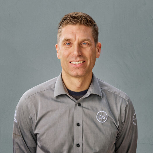 Raymon Lei_LVS Trucks Raymon Lei_LVS Trucks