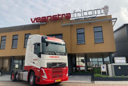 175e-volvo-truck-veenstrafritom-01